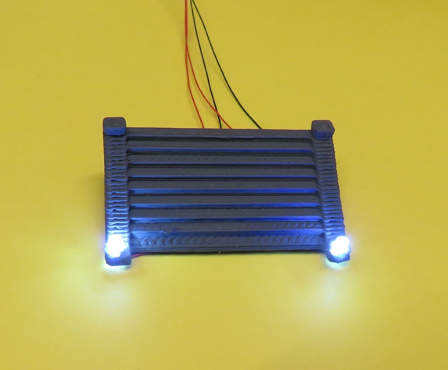 N Scale Station Steps with Lights
